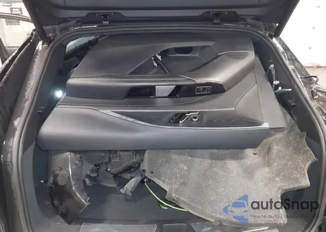 2024 Cadillac Lyriq Luxury W/1Sc z USA, uszkodzony, nr VIN 1GYKPPRL9RZ122563